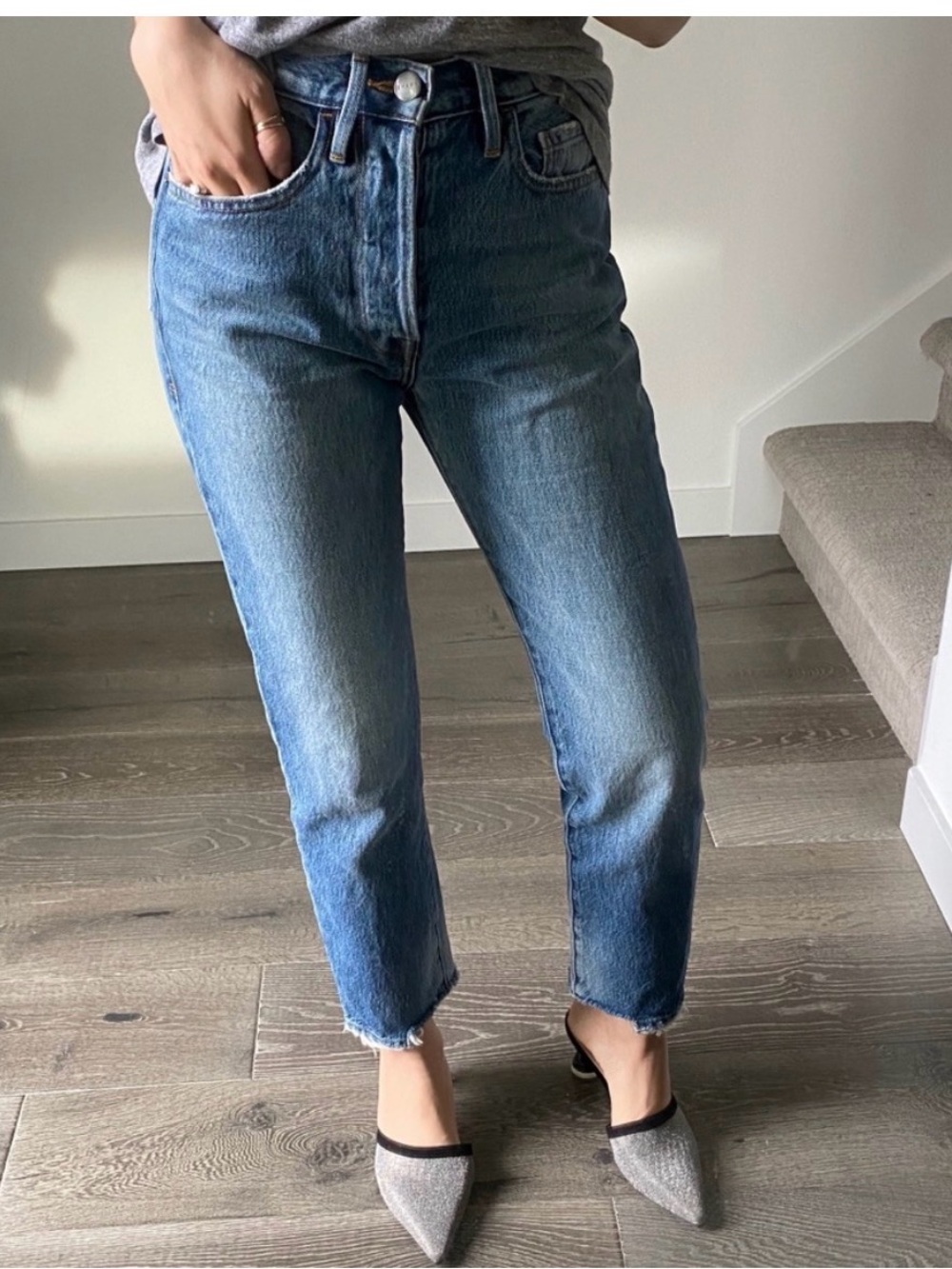 Frame Le Original Distressed Button Fly Jeans sz 25 Cropped Cotton Medium Wash
